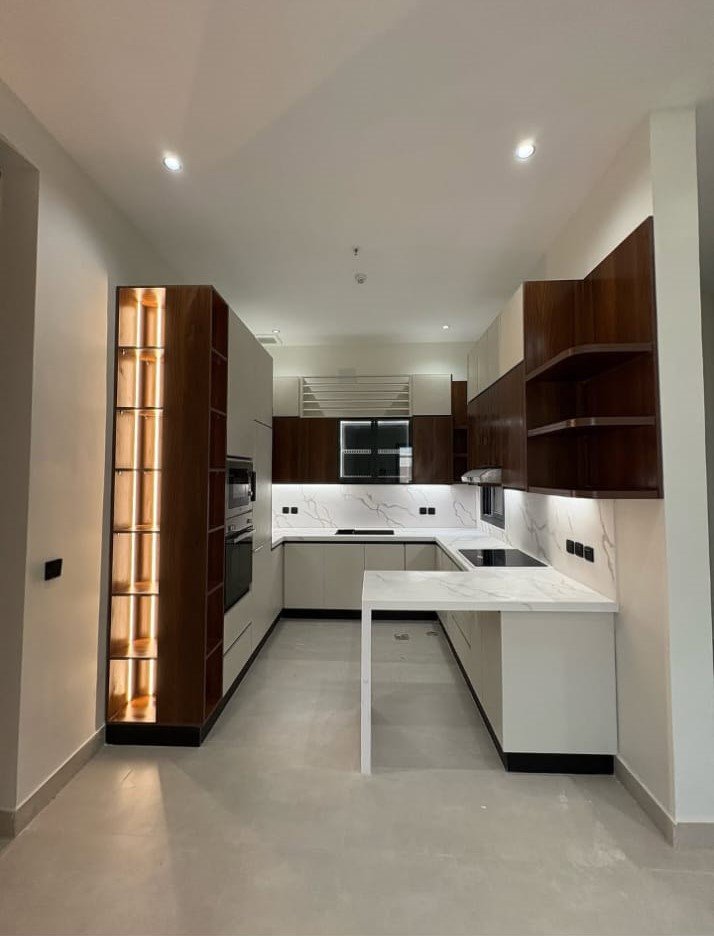 تفصيل مطابخ حي الفاروق بالرياض بتصاميم فاخرة و أسعار ممتازة