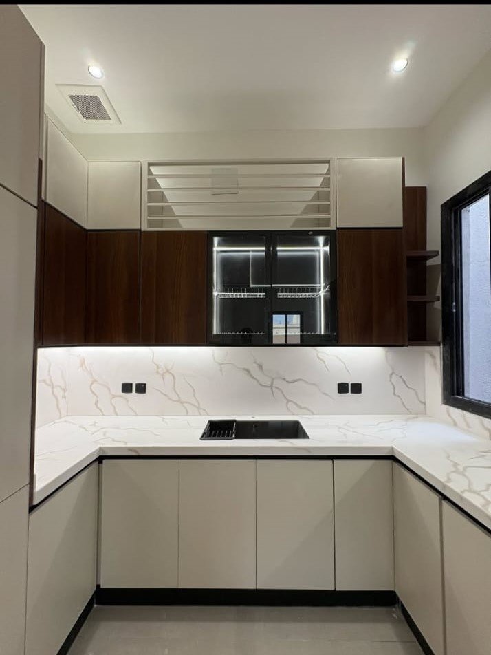 تفصيل مطابخ بخامات عالية الجودة في الرياض