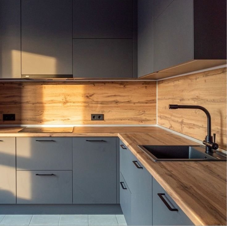 تفصيل مطابخ الرياض: تصميم حسب الطلب مع جودة واحترافية