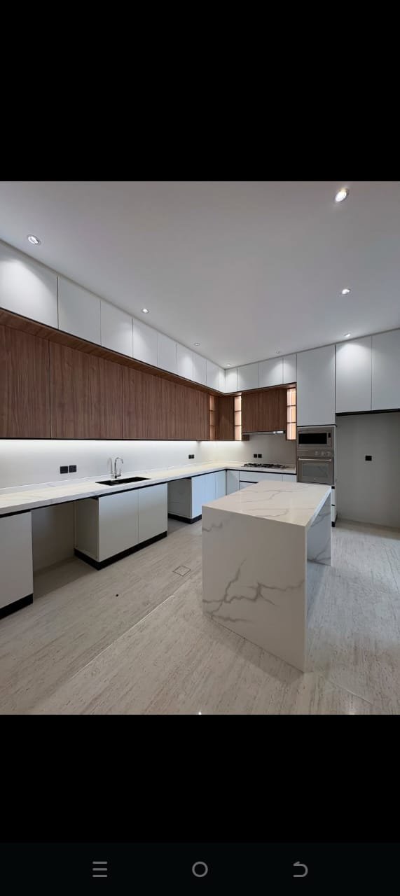 مطابخ الوميتال سيلفر